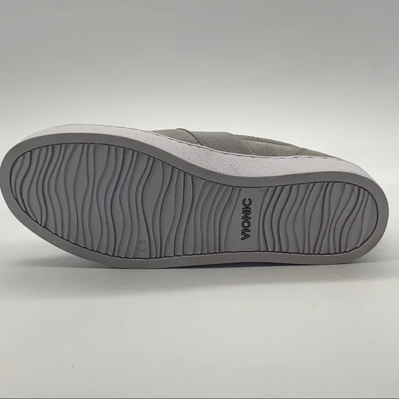 MAXSOLD Vionic Kani Grey Slip-On Walking Shoes, 7.5M US - Picture 8 of 14